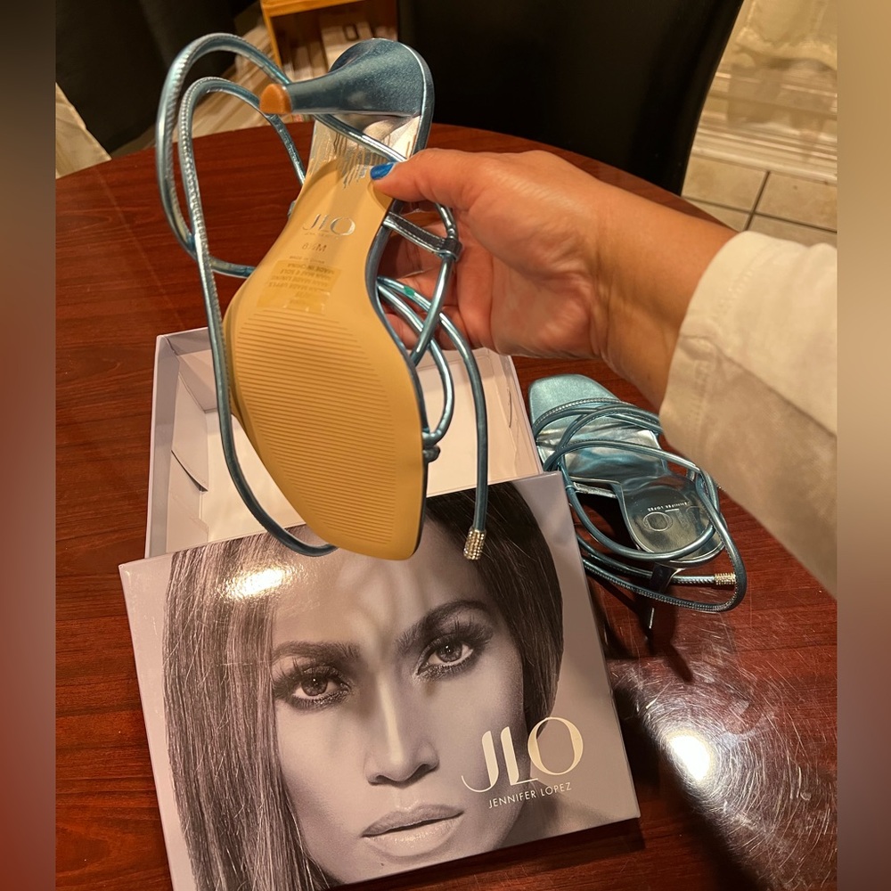 JLO Blue Strappy Heels, new in box, size 8.5 - Picture 4 of 8